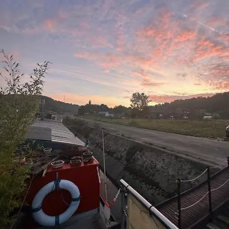 Perle ! Peniche Complete Pour 8 Sur La Meuse, Region Namur Úszó hotel *