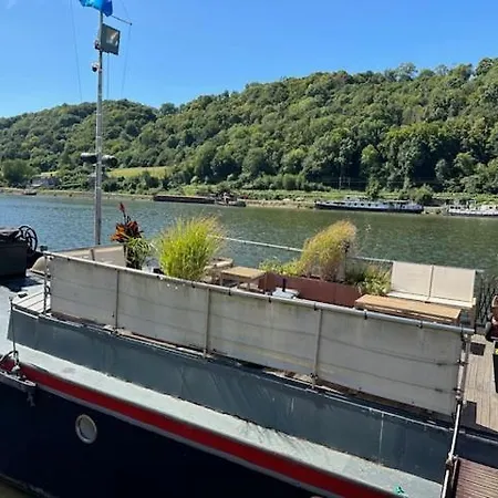 Perle ! Peniche Complete Pour 8 Sur La Meuse, Region Namur Andenne