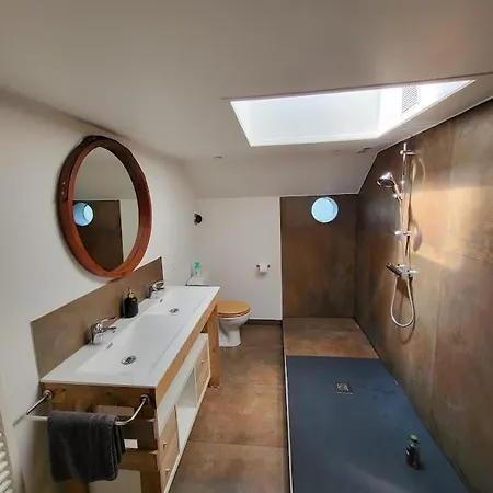 Perle ! Peniche Complete Pour 8 Sur La Meuse, Region Namur