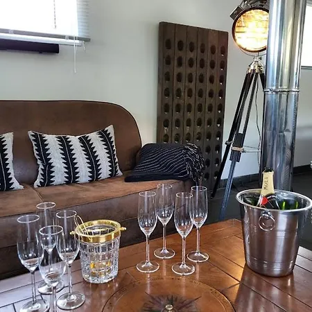 Perle ! Peniche Complete Pour 8 Sur La Meuse, Region Namur Úszó hotel Andenne