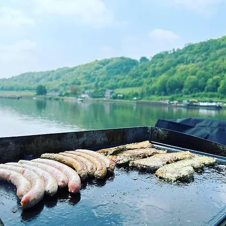 Úszó hotel Perle ! Peniche Complete Pour 8 Sur La Meuse, Region Namur
