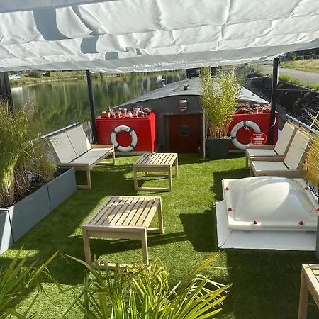 Perle ! Peniche Complete Pour 8 Sur La Meuse, Region Namur Andenne